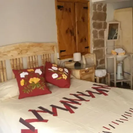 Domek alpejski One Bedroom Chalet With Shared Pool Terrace And Wifi At Sieso de Huesca