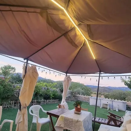 One Bedroom Chalet With Shared Pool Terrace And Wifi At Domek alpejski Sieso de Huesca