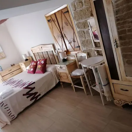 One Bedroom Chalet With Shared Pool Terrace And Wifi At Domek alpejski Sieso de Huesca